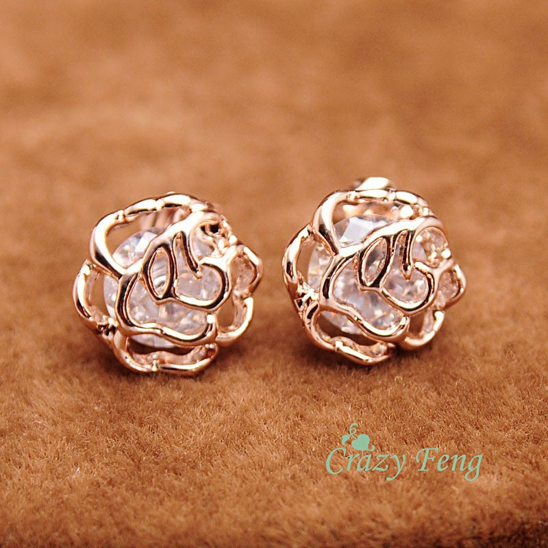 New Cute Small Hollow Out Flower Stud Earrings Fashion CZ Crystal Earrings